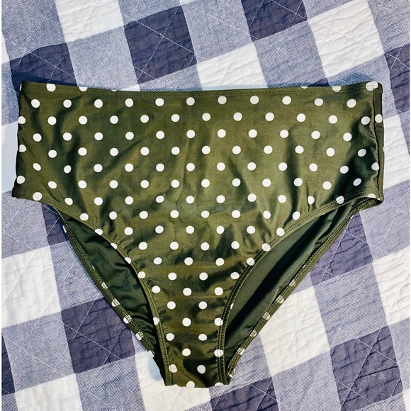 Mix & Match Bikini Bundle Size XL 36D - Picture 4 of 11